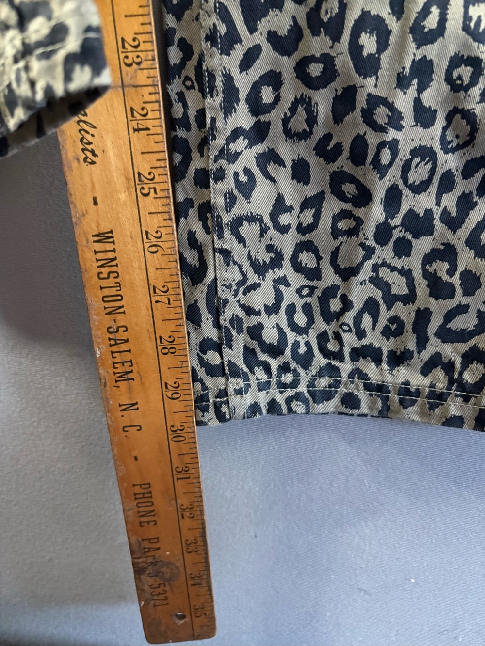 Obey Casbah Leopard Print Dungarees Overalls - Khaki Leopard Size 27 Women - Picture 7 of 8